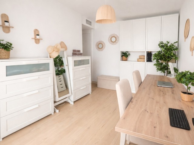 Ático con 3 Dormitorios  en Estepona