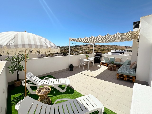 Ático con 3 Dormitorios  en Estepona