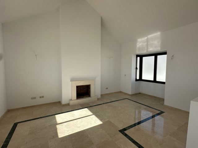 3 Slaapkamer Rijtjeshuis in Doña Julia