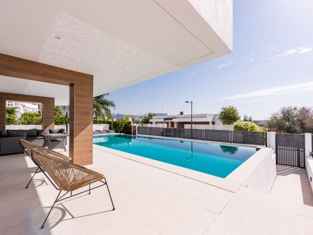 3 Schlafzimmer Villa in Estepona