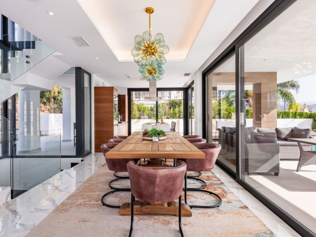 3 Schlafzimmer Villa in Estepona