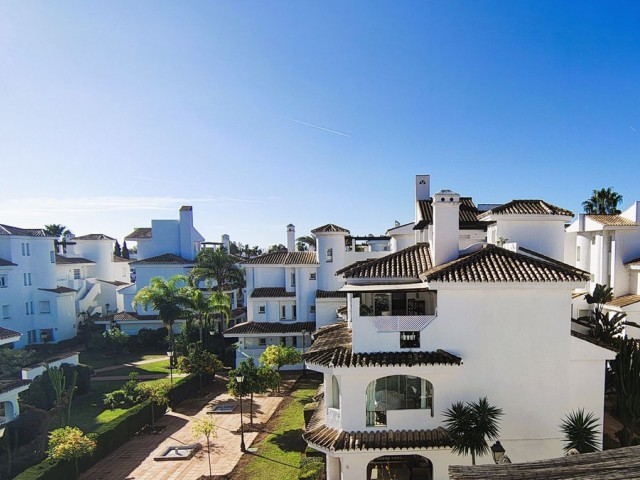 Penthouse in Nueva Andalucía