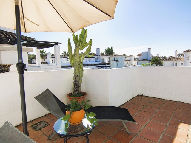 Penthouse in Nueva Andalucía