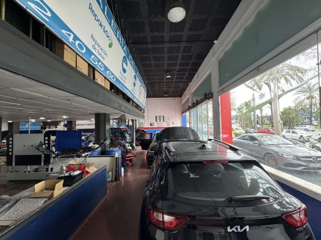 Comercial con 0 Dormitorios  en Marbella