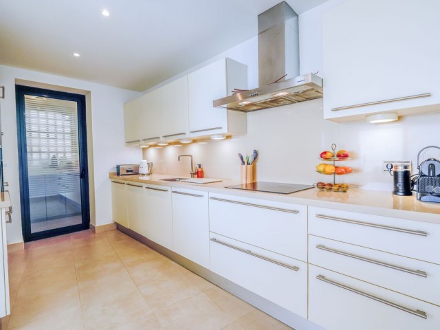 Penthouse in Altos de los Monteros