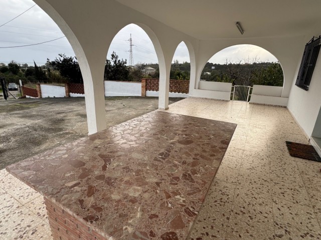 4 Schlafzimmer Villa in Estepona