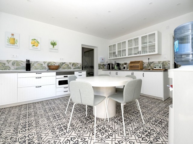 6 Bedrooms Villa in Benalmadena