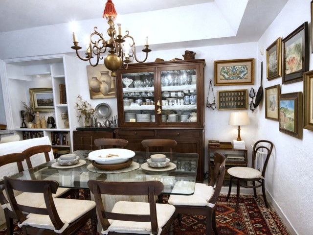 4 Schlafzimmer Reihenhaus in Estepona