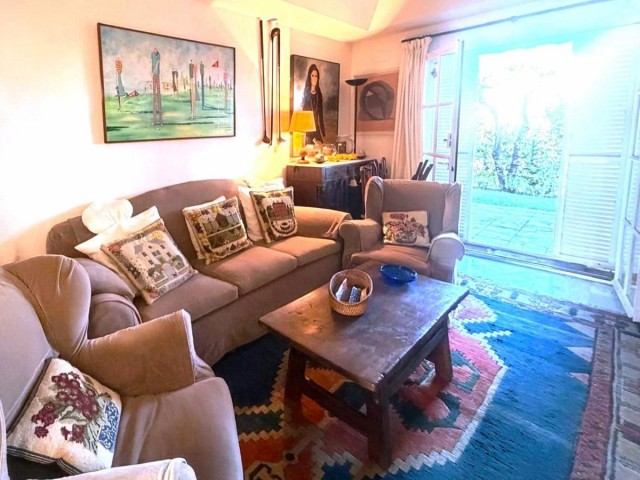 4 Schlafzimmer Reihenhaus in Estepona