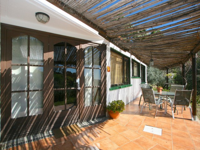 8 Bedrooms Villa in Mijas