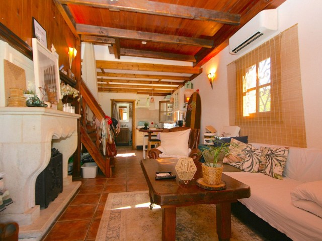 8 Bedrooms Villa in Mijas