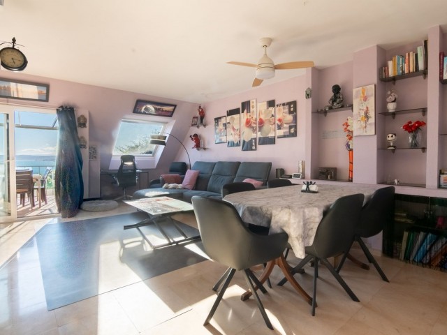 4 Bedrooms Townhouse in Estepona