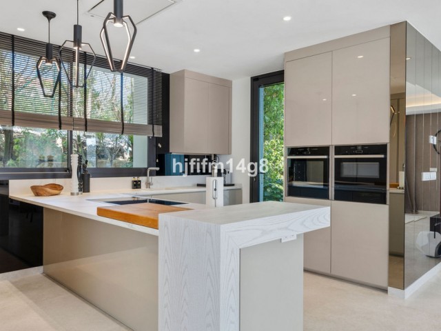 5 Bedrooms Villa in Los Flamingos
