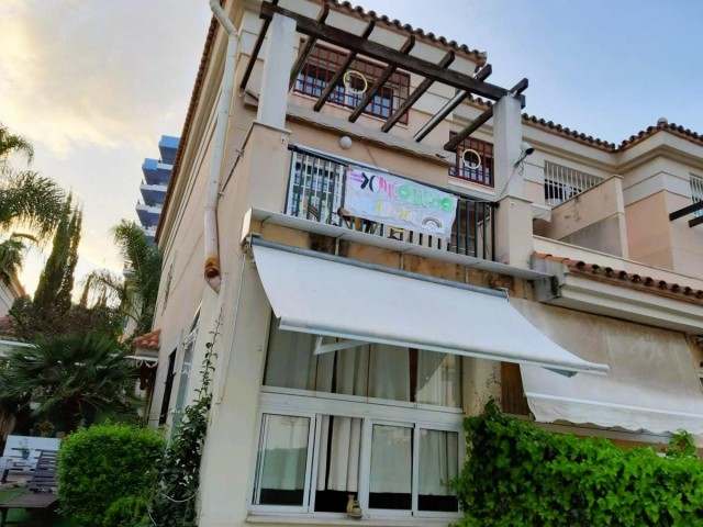 Villa avec 5 Chambres  à Torremolinos