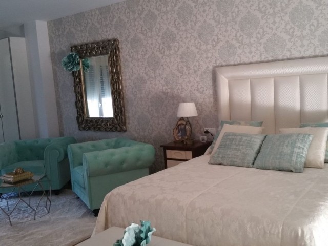 6 Bedrooms Townhouse in San Pedro de Alcántara