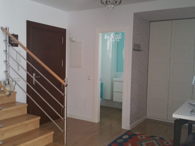 Maison mitoyenne avec 6 Chambres  à San Pedro de Alcántara