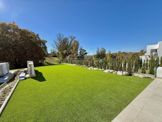 3 Bedrooms Townhouse in San Pedro de Alcántara