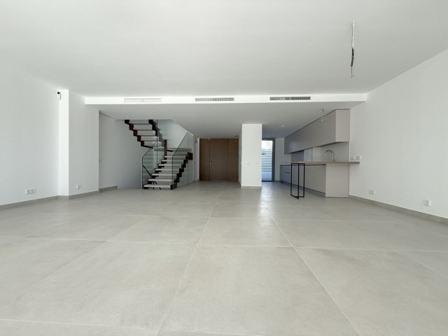 4 Makuuhuoneen Rivitalo San Pedro de Alcántara