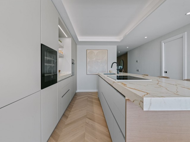 3 Bedrooms Apartment in Nueva Andalucía