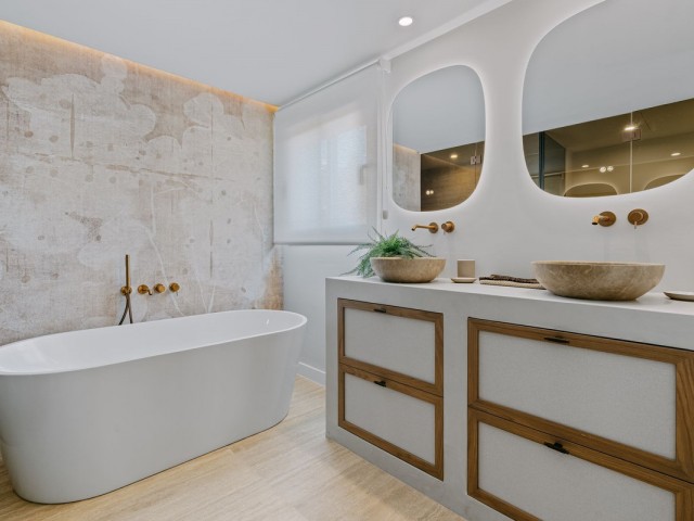 3 Bedrooms Apartment in Nueva Andalucía