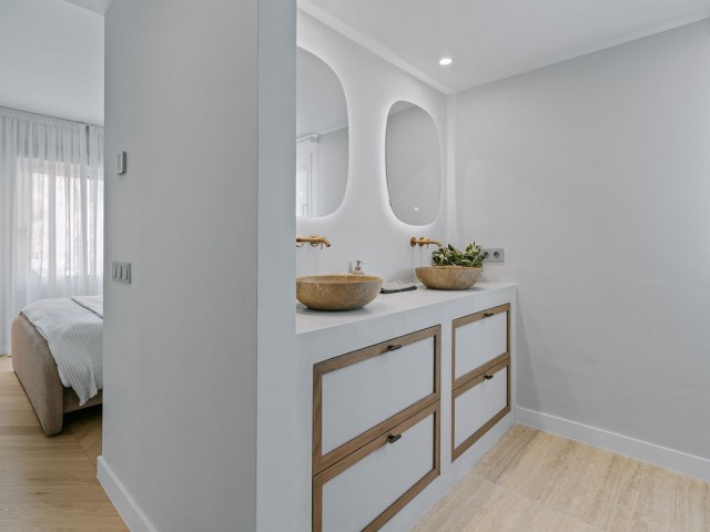 3 Bedrooms Apartment in Nueva Andalucía