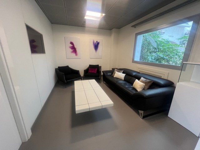 Commercial in Puerto Banús