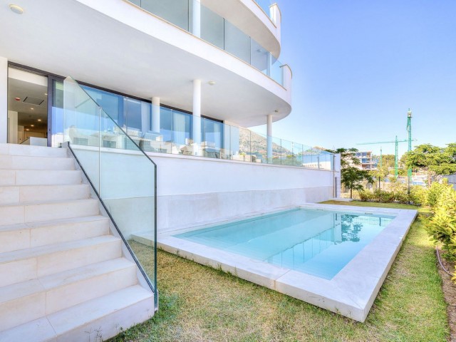 3 Bedrooms Apartment in Fuengirola