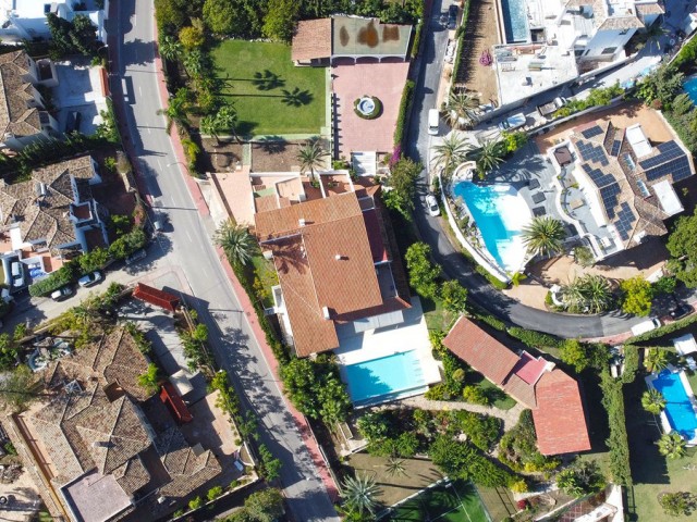 7 Bedrooms Villa in Nueva Andalucía
