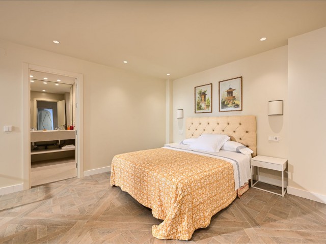 4 Slaapkamer Appartement in Elviria