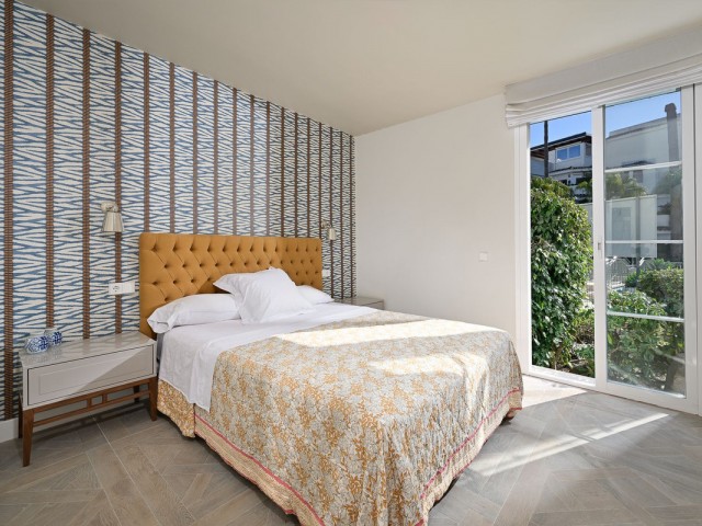 4 Slaapkamer Appartement in Elviria