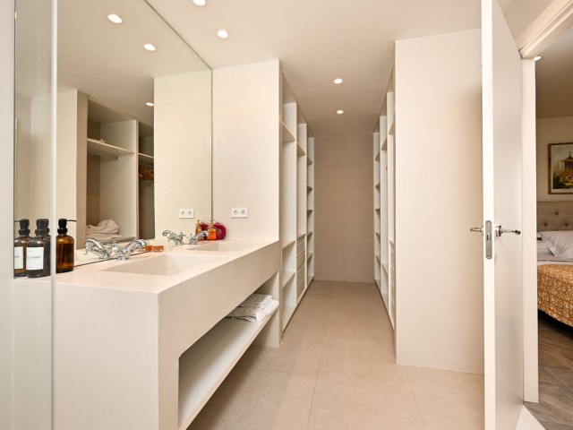 4 Makuuhuoneen Huoneisto Elviria