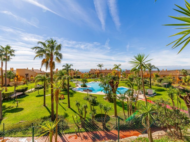 2 Bedrooms Apartment in Benahavís