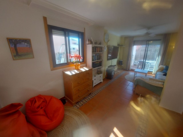 3 Schlafzimmer Reihenhaus in San Luis de Sabinillas