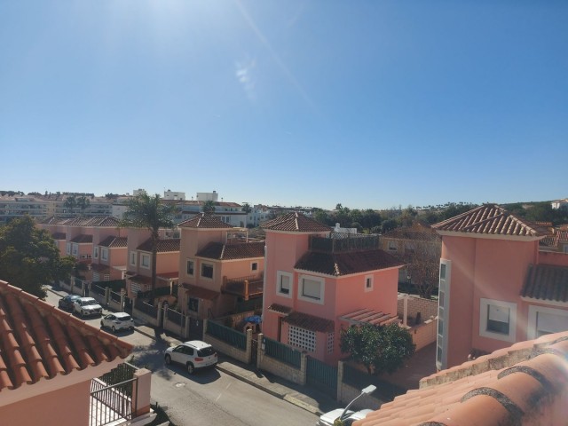 3 Soveroms Rekkehus i San Luis de Sabinillas