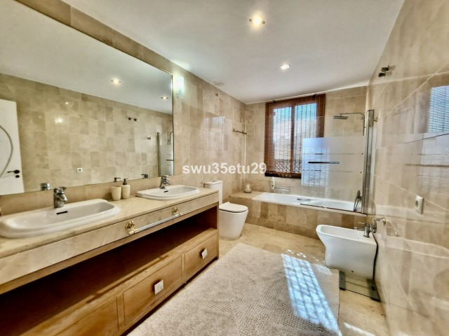 Appartement avec 2 Chambres  à La Mairena