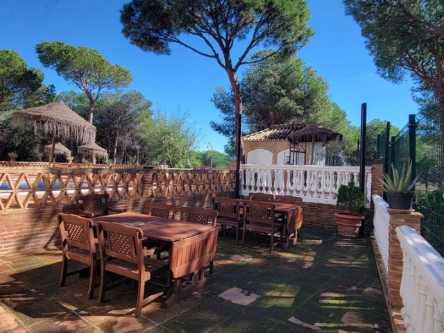 2 Bedrooms Apartment in Puerto Banús