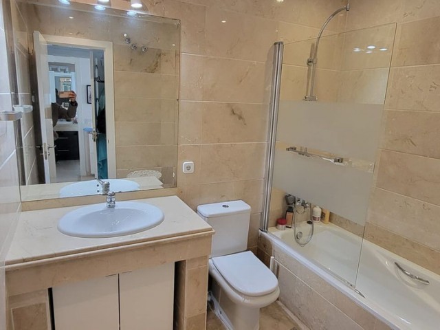 2 Soveroms Leilighet i Puerto Banús