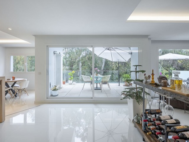 Villa con 5 Dormitorios  en Benalmadena