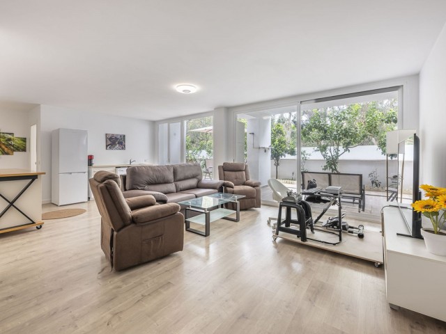 Villa con 5 Dormitorios  en Benalmadena