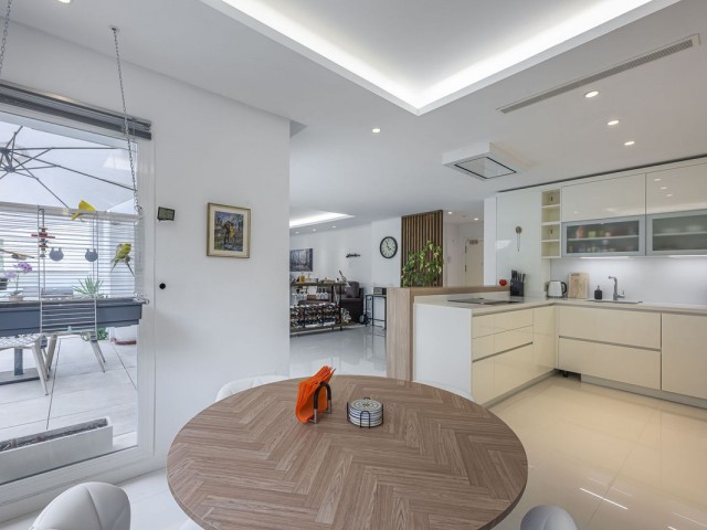 Villa con 5 Dormitorios  en Benalmadena