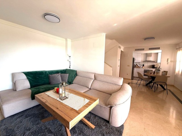 Adosado con 5 Dormitorios  en Casares Playa