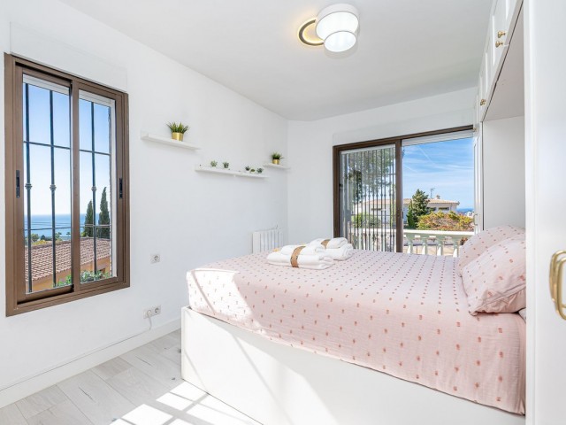 4 Bedrooms Villa in Benalmadena