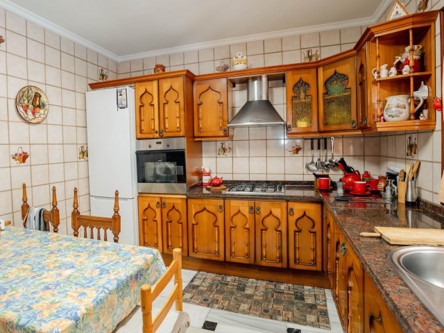 5 Bedrooms Villa in Los Pacos