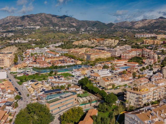 5 Bedrooms Villa in Los Pacos