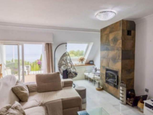 4 Schlafzimmer Reihenhaus in Estepona