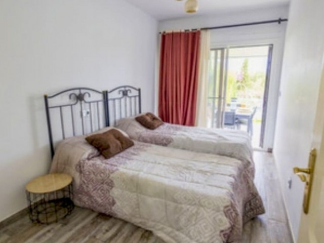 4 Schlafzimmer Reihenhaus in Estepona