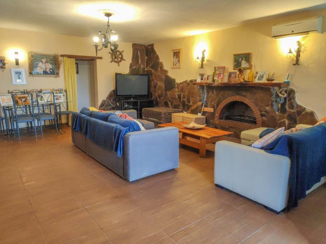 Villa, Alhaurín de la Torre, R5310373