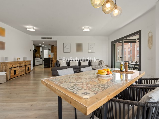 4 Soveroms Leilighet i Estepona