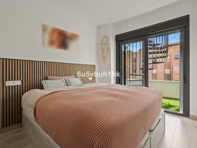 4 Soveroms Leilighet i Estepona