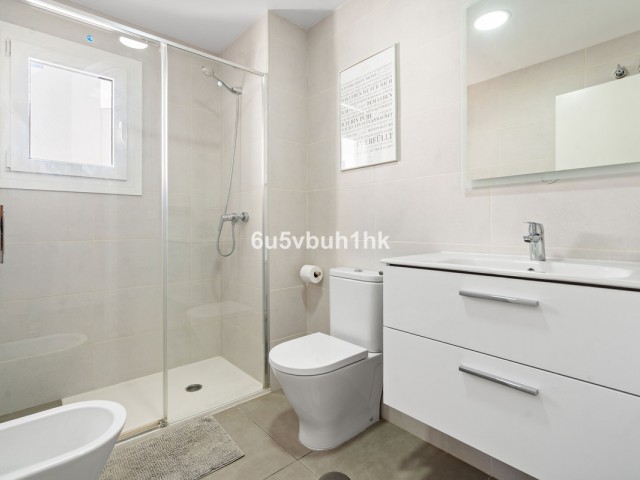 4 Soveroms Leilighet i Estepona